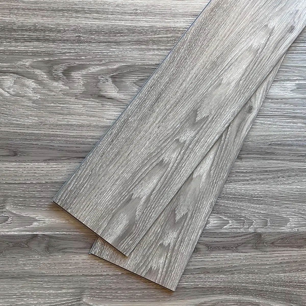 30C-3.webp Piso Vinílico Kflooring AquaS Arce 4.5 mm SPC Tránsito Comercial Intenso Click 2,63 m² - Image 1