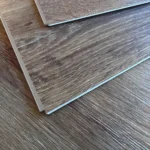 Piso Vinílico Kflooring AquaS  Roble Oscuro 4.5 mm SPC Tránsito Comercial Intenso Click 2,63 m² - Image 2