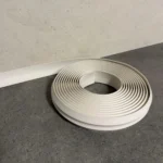 Zócalo Sanitario Curvo Blanco Hueso Chico CleanBase Frigg 2.5 cm 30m - Image 3