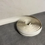 Zócalo Sanitario Curvo Blanco Hueso Grande CleanBase Frigg 4.5 cm 5m - Image 3