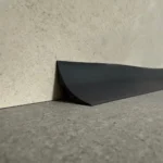 Zócalo Sanitario Curvo Negro Grande CleanBase Frigg 4.5 cm 5m - Image 2