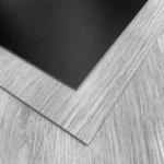 Piso Vinílico Pegable Glubase Listón Lanur 2 mm LVT Tránsito Comercial Frigg 5.02m² - Image 3