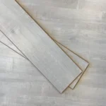 Piso Flotante Frigg Vision Gris 8 mm HDF Simil Madera Alto Tránsito Click 2.71 m² Caja