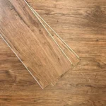 Piso Flotante Frigg Vision Nogal 8 mm HDF Simil Madera Alto Tránsito Click 2.71 m² Caja