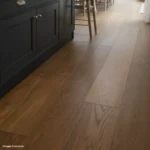 Piso Flotante Laminado Frigg Basic Pro Canela Click 7mm HDF Encerado 2.94m² AC3 - Image 2