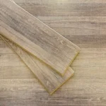 Piso Flotante Frigg FindMark Roble 8 mm HDF Madera Tránsito Comercial AC4 Caja 2.05m²