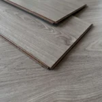 Piso Flotante Frigg Waterblock Gris Himalaya 8 mm HDF Tránsito Comercial Click 2.44m² - Image 5