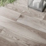 Piso Flotante Frigg Waterblock Gris Himalaya 8 mm HDF Tránsito Comercial Click 2.44m² - Image 2