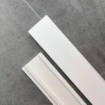 Zócalo Frigg Prisma Blanco EPS Antihumedad 10 cm - Image 2